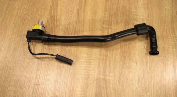 Maserati Ghibli Intake resonator 