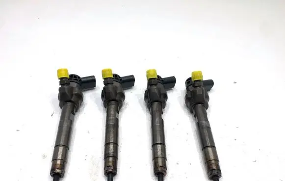 BMW 4 F32 F33 Fuel injectors set 7810702