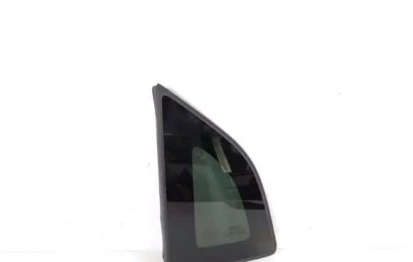 Renault Captur Rear side window 833075543R