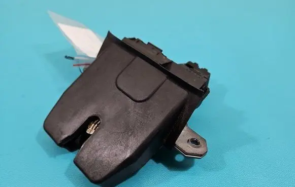 Ford S-MAX Tailgate/trunk/boot lock/catch/latch 8M51-R442A66-CB IMPRK1470041