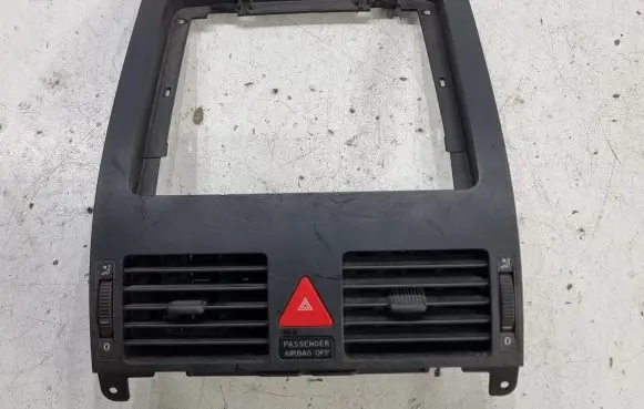 Volkswagen Touran I Dash center air vent grill 1T1819728B