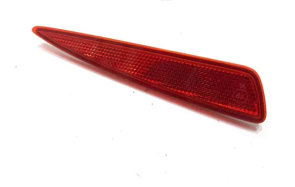 Toyota Auris E180 Rear bumper light 
