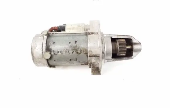 Infiniti Q30 Starter motor A6459060800
