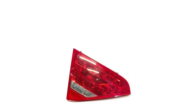 Tailgate rear/tail lights