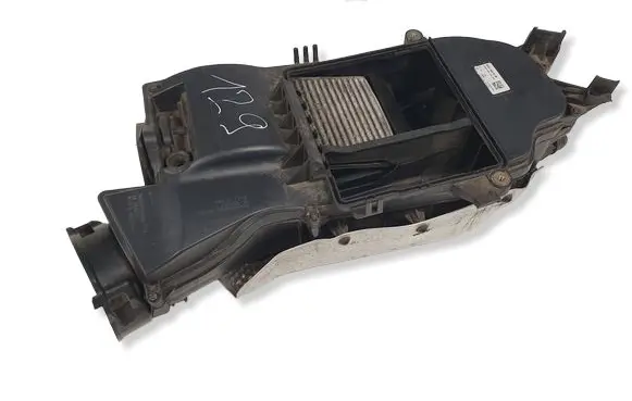 Mercedes-Benz C W205 Air filter box A6510900700