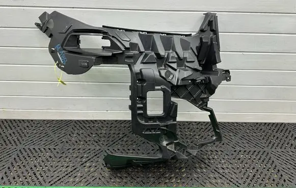 BMW X5 G05 Front bumper mounting bracket 8085628