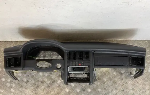 Audi 80 90 S2 B4 Dashboard 