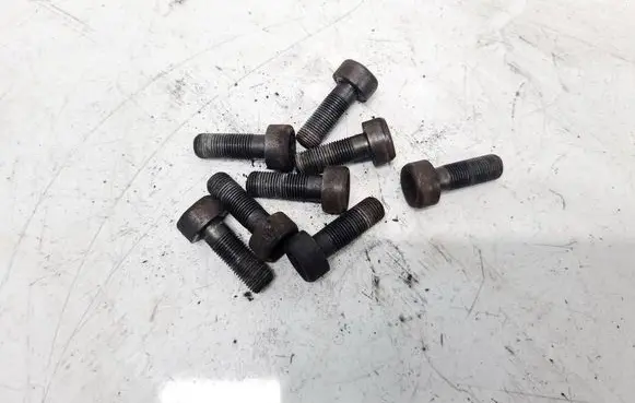 Subaru Legacy Nuts/bolts 