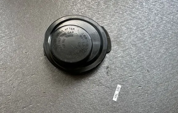 Nissan Patrol Y61 Power steering tank cap 4919054W00
