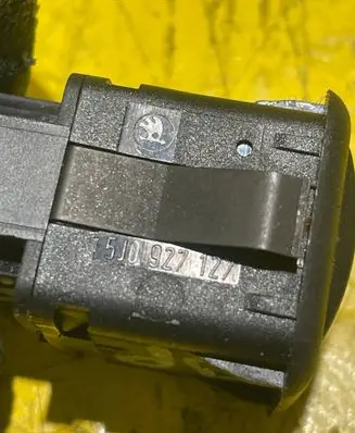 Skoda Fabia Mk2 (5J) Other switches/knobs/shifts 5J0927127