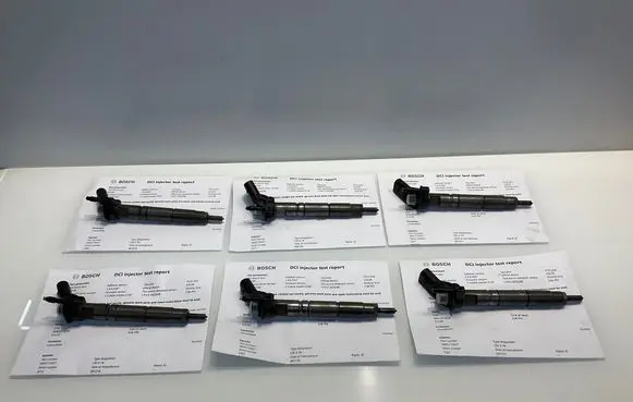 Mercedes-Benz GLK (X204) Fuel injectors set A6420700587 6420700587 0445115
