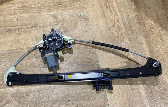 Porsche Macan (95B) Rear window lifting mechanism without motor 95B839461 00028721 100071