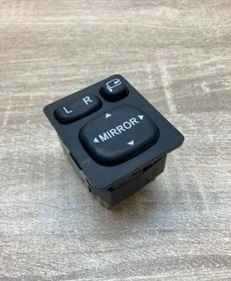 Toyota RAV 4 (XA30) Wing mirror switch 769747