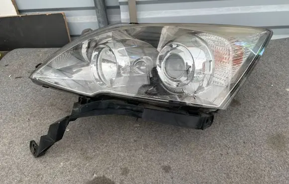 Honda CR-V Headlight/headlamp
