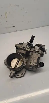 Peugeot 207 other engine part 