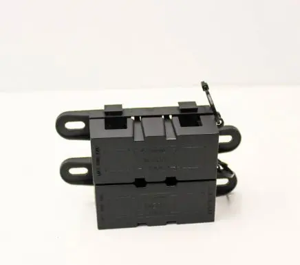 Jaguar XK8 - XKR Fuse box set LJE2850AA