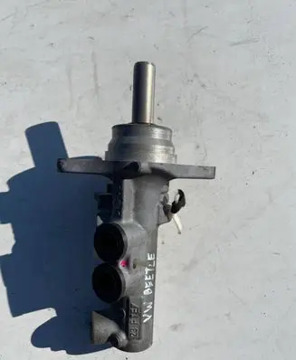 Volkswagen Beetle A5 Master brake cylinder
