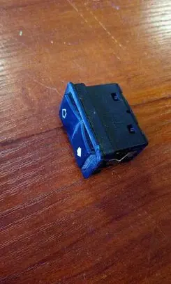 BMW 7 E38 Electric window control switch 8368974