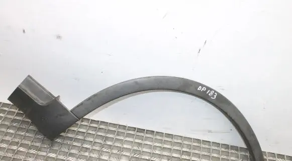 Ford Kuga I Fender end trim 8V41S16D238A
