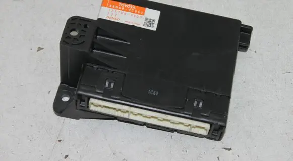 Toyota Prius (XW30) Air conditioning/heating control unit 8865047061