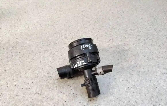 Mercedes-Benz CLS C218 X218 Electric auxiliary coolant/water pump A2128350164
