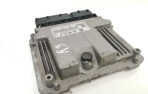 Volkswagen Touran I Engine control unit/module 03G906021MF 0281014042
