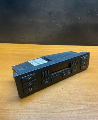 BMW 5 E39 Climate control unit 64116902440 5HB00773811 077941J2