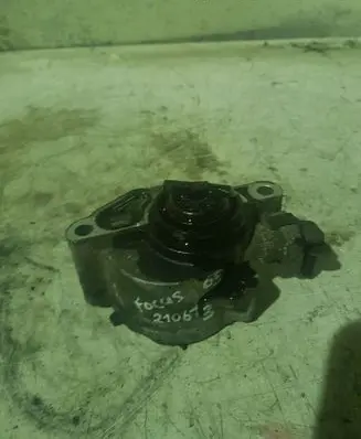 Ford Focus Vacuum pump