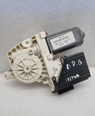 Seat Ibiza III (6L) Rear door window regulator motor 6Q0959812A 990127100