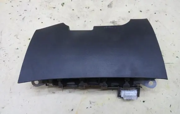 Toyota Avensis T270 Knee airbag KRIS235789