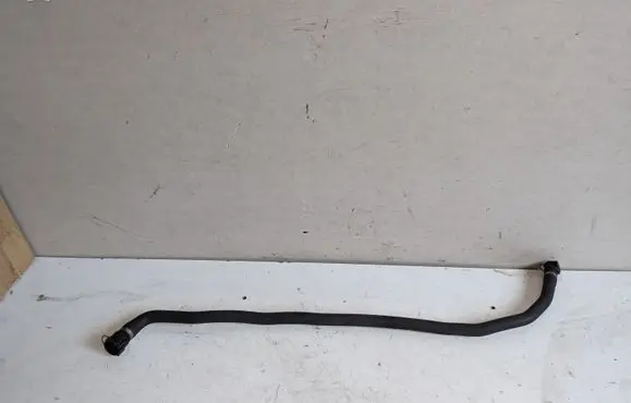 BMW 5 E60 E61 Engine coolant pipe/hose