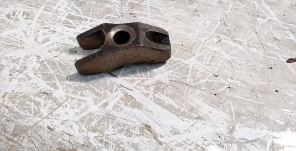 Audi A6 S6 C5 4B Fuel Injector clamp holder