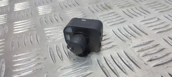 Wing mirror switch