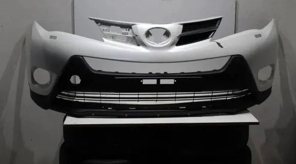 Toyota RAV 4 (XA40) Front bumper 5241142030