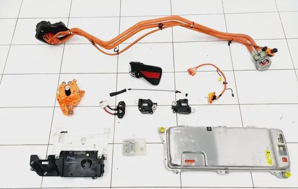 Tesla Model Y Wireless charging module 1135558-55-A