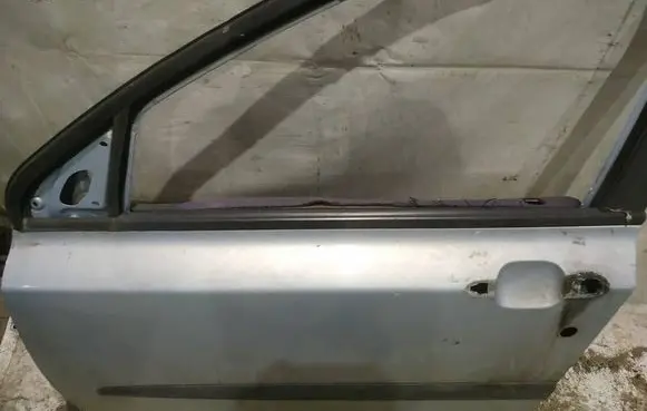 Fiat Stilo Front door glass trim molding 