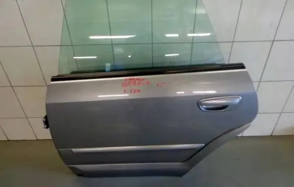 Subaru Legacy Front door