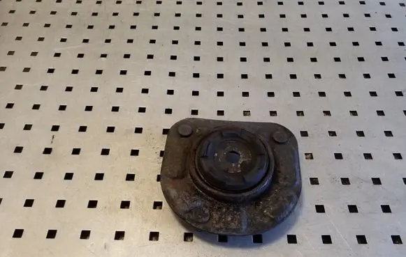 Volvo XC90 Front upper strut mount 
