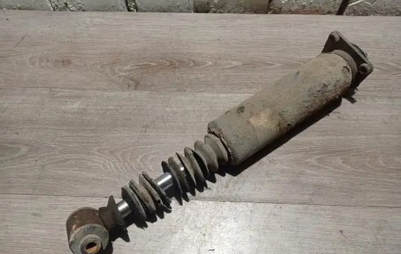 Volvo V70 Rear shock absorber/damper 8624606 16283
