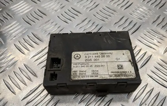 Mercedes-Benz E W211 Gateway control module A2114452600