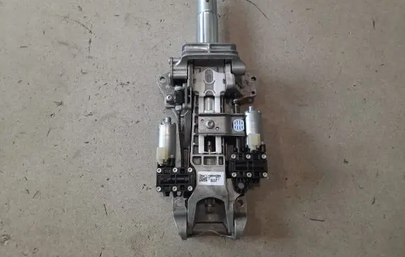 Mercedes-Benz GLC X253 C253 Steering wheel axle A2534604200