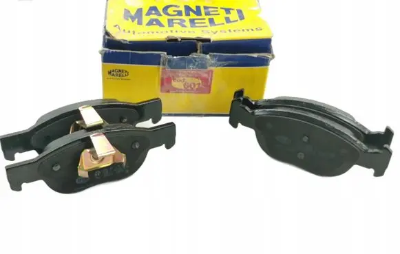 Fiat Punto (199) Brake pads (front) BP0351