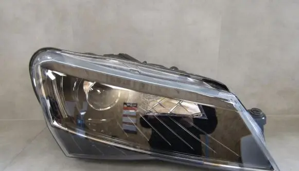 Scheinwerfer