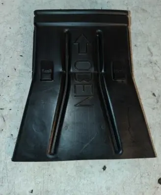 Mercedes-Benz C AMG W204 Cabin air duct channel A2048311346
