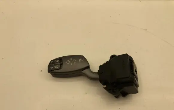 BMW 7 E65 E66 Indicator stalk 6911516