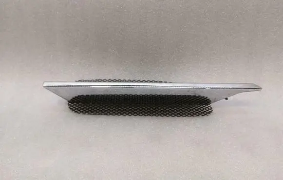 Aston Martin Vantage III Fender grill 6G33280B63A