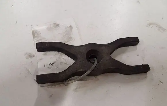 Ford Transit Fuel Injector clamp holder 6C1Q9L535AC H5DKB