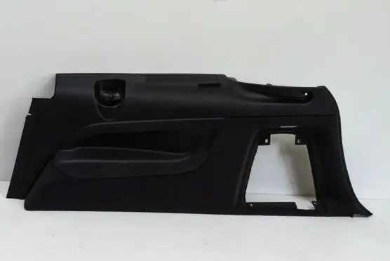 Audi Q7 4L Trunk/boot side trim panel 4L0863880AD