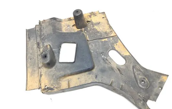 Maserati Ghibli Engine splash shield/under tray 670003437 24143