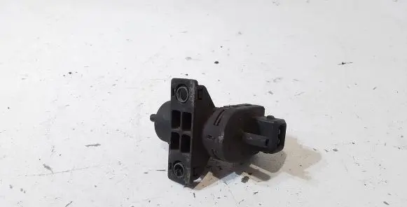 Renault Scenic II - Grand scenic II Turbo solenoid valve 7700113709